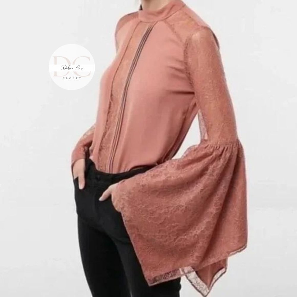 Express Handkerchief Sleeve Lace Blouse Top Peach Pink Size S